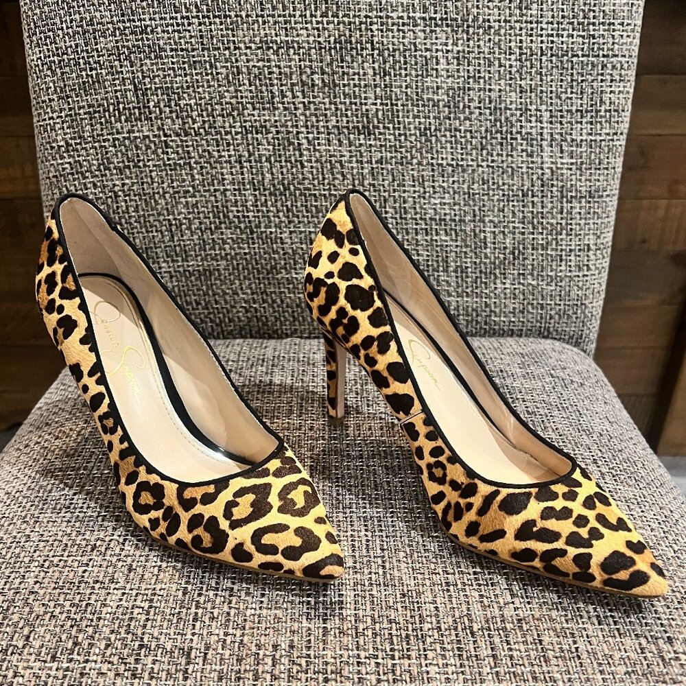 Jessica Simpson "Carpena" Leopard Print Calf Hair Pumps – Size 7